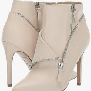 Fergie Admire - Zip-Detail Stiletto Ankle Booties